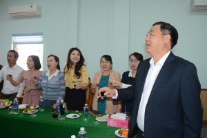 TGĐ Công ty chúc mừng năm mới